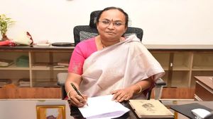 வேலூரில் ‘உங்களுடன் ஸ்டாலின்'.. கலைஞர் மகளிர் உரிமைத்தொகை கிடைக்காத பெண்களுக்கு கலெக்டர் குட்நியூஸ் 