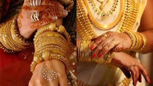 Gold Rate Today: நகைப் பிரியர்களுக்கு குட் நியூஸ்.. குறைந்தது தங்கம் விலை.. எவ்வளவு தெரியுமா?