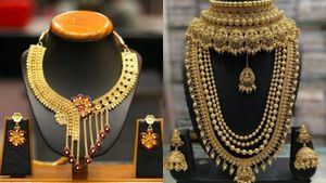  Gold Rate Today: மீண்டும் உச்சம் தொட்டது தங்கம் விலை.. இன்று ஒரே நாளில் சவரனுக்கு ரூ.520 உயர்வு!