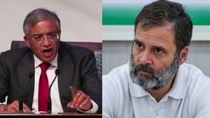  உள்நோக்கம் புரியுது.. 45 நாள் எங்க போனீங்க.. ராகுல் குற்றச்சாட்டுக்கு தலைமை தேர்தல் ஆணையர் பதிலடி