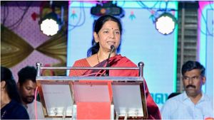 ஆபரேஷன் தென் மாவட்டம்.. ஒருமுறை கூட திமுக வெல்லாத தொகுதி.. கோவில்பட்டியில் கவனம் செலுத்தும் கனிமொழி!