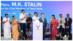 தூத்துக்குடி வின்ஃபாஸ்ட் மின்சார கார் தொழிற்சாலை.. முதல்வர் மு.க.ஸ்டாலின் தொடங்கி வைத்தார்