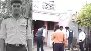 அஜித்குமார் மரண வழக்கில் அடுத்த ஷாக்! சிபிஐ அதிகாரியை சுத்து போட்ட கும்பல்? போலீஸ்காரர்களின் ஆட்களா?