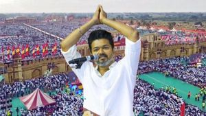 எக்கச்சக்க கெடுபிடி.. தவெக விஜய்க்கு எகிறும் பிரஷர்! மாநாட்டு தேதி மாற்றத்துக்கு இது தான் காரணமா? 
