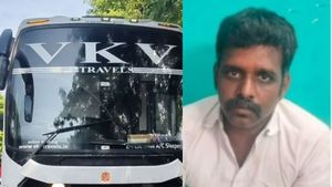 சென்னை வந்த ஆம்னி பஸ்சில் நள்ளிரவில் டிரைவர் செய்த அநாகரிகம்.. விழுப்புரத்தில் நடந்த தரமான சம்பவம்