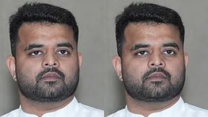 சாட்சியான உள்ளாடை.. 48 வயது பெண் பலாத்காரத்தில் பிரஜ்வல் ரேவண்ணாவுக்கு ஆயுள் தண்டனை கிடைத்தது எப்படி