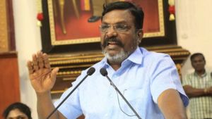  சாதி ஆணவ படுகொலைகளுக்கு சனாதன தர்மமே காரணம்.. திருமாவளவன் ஆவேசம்!