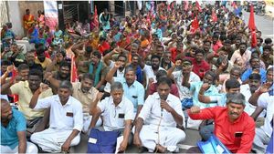 நாளை முதல் காத்திருப்பு போராட்டம்.. மதுரை மாநகராட்சி தூய்மை பணியாளர்கள் அறிவிப்பு