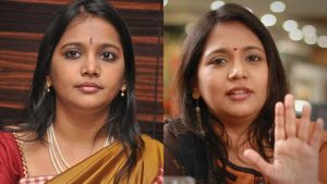 இனி யாராவது சினிமாகாரங்ககிட்ட செல்பி எடுக்க வாங்க! செருப்பை கழட்டி...! நடிகை வினோதினி ஆவேசம்