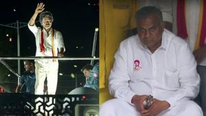 ஜாமீனில் வெளிவர முடியாத பிரிவுகளில்.. புஸ்ஸி ஆனந்த் மீது 4 பிரிவுகளில் வழக்குப் பதிவு