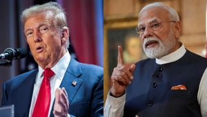 இறங்கி வரும் டிரம்ப்? டெல்லியில் இந்தியா -அமெரிக்கா வர்த்தக பேச்சுவார்த்தை! பாசிட்டிவ்வான முதல் நாள்