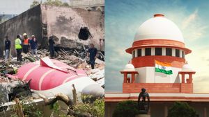 ஏர் இந்தியா விமான விபத்து.. பைலட் மீது தவறு என்று அறிக்கை லீக்! உச்சநீதிமன்றம் கடுமையாக கண்டிப்பு