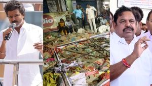 திமுக மீது பழியை போடும் அதிமுக.. விஜய்க்கு அரணாக நிற்கும் எடப்பாடி! கரூரில் பேசியதை கவனிச்சீங்களா?