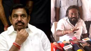 எடப்பாடிகிட்ட விஸ்வாசமே இல்லை.. 2 ஆயிரம் கொடுத்தாலும் 2026ல் ஜெயிக்க முடியாது! கடுகடுத்த கருணாஸ்!