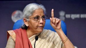 டெல்லியில் ஜிஎஸ்டி குறைப்பு மீட்டிங்கின் போது.. நிர்மலா சீதாராமன் சொன்ன ஆச்சரியமான உண்மை