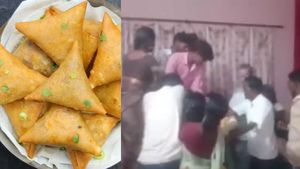 சமோசாவால் பிரிந்த குடும்பம்.. கணவன் - மாமனாருக்கு இளம்பெண் கொடுத்த தண்டனை.. போலீஸ் வழக்கு