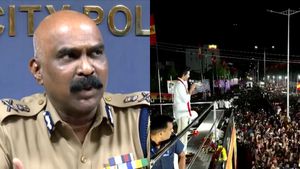கரூர் துயரம்: கைது நடவடிக்கை எடுக்கப்படுமா?.. ஏடிஜிபி டேவிட்சன் கொடுத்த பதில்