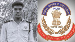 அஜித்குமார் கொலை வழக்கு.. காவல்துறை வாகன டிரைவர் 6வது நபராக கைது.. அதிரடி காட்டிய சிபிஐ 