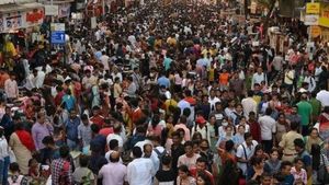 உச்சம்தொடும் பெங்களூர் மக்கள்தொகை.. 2031ல் எவ்வளவு தெரியுமா? வார்னிங்.. வெடிக்கப்போகும் பிரச்சனை