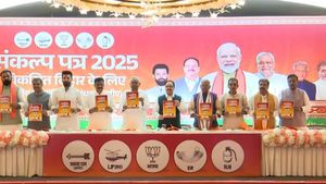 திமுகவை காப்பியடித்த பாஜக.. பீகார் தேர்தல் வாக்குறுதியாக என்னவெல்லாம் சொல்லி இருக்காங்கனு பாருங்க