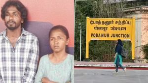 கோவையில் ஓடும் ரயிலில் தங்க நகைகளை திருடிய தம்பதி.. சிறுவனால் சிக்கியது எப்படி?