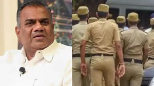 புஸ்ஸி ஆனந்த் அப்போவே சொல்ல வேண்டியதுதானே? தவெக வழக்கில் போலீஸ் தரப்பு கேள்வி