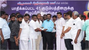 41 குடும்பங்களுக்கு.. தலா ரூ.50 ஆயிரம் நிதியுதவி! சொன்னதை செய்த திருமாவளவன்