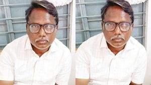 வாரிசு சான்றிதழ்..  கிருஷ்ணகிரி கிராம நிர்வாக அலுவலருக்கு நேரம் சரியில்லை.. ஆதங்கப்பட்ட ராணுவ வீரர்
