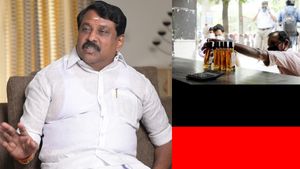 “மழை வெளுத்து வாங்கும் நிலையிலும் சாராய விற்பனையில் திமுக அரசு கவனம்” - நயினார் நாகேந்திரன் தாக்கு
