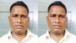 சேலம் அருகே ஓடும் ரயிலில் பெண் சாப்ட்வேர் என்ஜினியரிடம் அத்துமீறல்.. ஜவுளிக்கடை உரிமையாளர் கைது