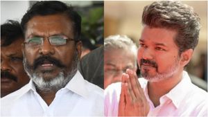 அன்னா ஹசாரேவை போல் பாஜக விஜய்யை பயன்படுத்துகிறது.. தவெகவின் சாயம் வெளுத்துவிட்டது.. திருமாவளவன்!
