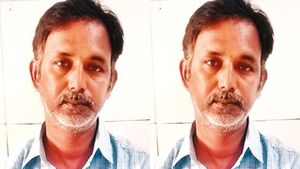 திருச்சியில் மாமனார் எழுதிய உயில்.. பட்டா பெயர் மாற்றத்தில் ட்விஸ்ட்..  விஏஓ சிக்கியது எப்படி?