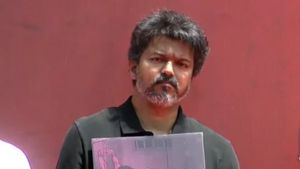 கோவை மாணவி பாலியல் வன்கொடுமையை கண்டித்து நாளை தவெக ஆர்ப்பாட்டம்.. அதிமுக, பாஜகவை தொடர்ந்து களத்தில்!