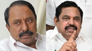 திமுகவின் பி டீம்.. செங்கோட்டையனை நீக்கியது ஏன்? எடப்பாடி பழனிசாமி கொடுத்த விளக்கம்! 
