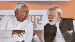 பெண் வாக்காளர்கள் டார்கெட்.. பீகாரில் நிதீஷ் குமார் - பாஜக கூட்டணி சாதித்தது எப்படி? 5 பாயிண்ட் 
