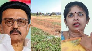 கோவை கொடூர சம்பவம்.. பாதிக்கப்பட்ட பெண்ணிடம் முதல்வர் மன்னிப்பு கேட்பாரா.. பாமக திலகபாமா சுளீர்