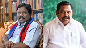 செங்கோட்டையன் மட்டுமல்ல.. அமித்ஷா கூறினால் எடப்பாடியே தவெகவில் இணைவார்.. ரவிக்குமார் பேட்டி