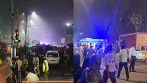 உடனே களத்தில் இறங்கிய NSG, NIA.. டெல்லி குண்டுவெடிப்பு.. சிசிடிவி காட்சிகளை சேகரிக்கும் பணி தீவிரம்!