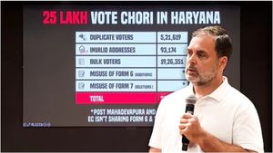 வாக்கு திருட்டு: புஸ் வானமாய் போன.. ராகுல் காந்தியின் குற்றச்சாட்டு! பூத் ஏஜென்ட்கள்தான் பிரச்சனையே!