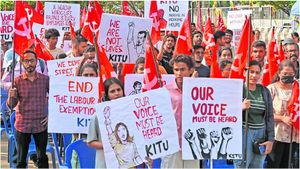 போராட்டத்தில் குதித்த ஐடி ஊழியர்கள்! கர்நாடக அரசு கொண்டு வந்த குளறுபடி சட்டம்.. பெங்களூரில் சலசலப்பு
