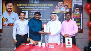 துபாயில் துணை முதலமைச்சர் உதயநிதி  ஸ்டாலின் பிறந்த நாள் விழா கொண்டாட்டம்! புத்தகங்கள் அறிமுகம்!