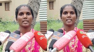 தேனியில் அதிர்ச்சி! தோட்டத்தில் நடந்த கொடுமைக்கு பிறகும் போலீசார் மவுனம்? தமிழக அரசிடம் போன சிம்ரன்