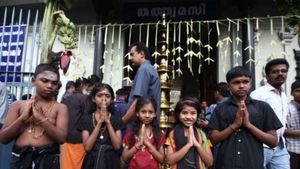 கன்னிசாமிகளுக்கு கவலையில்லை.. பக்தர்களால் திணறும் சபரிமலை சன்னிதானம்! தேவஸ்தானம் சிறப்பு ஏற்பாடு!