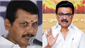  அதிமுகவினருடன் தொடர்பு.. கோவை திமுக நிர்வாகியின் பதவியை பறித்த ஸ்டாலின்.. பின்னணியில் நடந்தது என்ன?