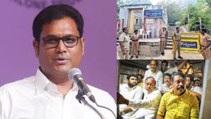 டிச.7ல் மதுரையில் முதலீட்டாளர்கள் மாநாடு.. பாஜக இப்படி செய்யலாமா.. அமைச்சர் டிஆர்பி ராஜா கேள்வி! 