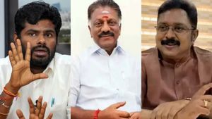 டெல்லியில் முகாமிட்டுள்ள அண்ணாமலை! உள்ளே வரும் ஓபிஎஸ் & டிடிவி? தேர்தல் களத்தில் எதிர்பாராத ட்விஸ்ட் 