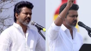யாரு லீக் பண்ணது? 2 மணி நேரங்களுக்கு முன்பே.. கசிந்த ஸ்பீச்.. யாரந்த கருப்பு ஆடு.. ஷாக்கான விஜய்! 