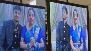 சம்பவம் செய்த இண்டிகோ.. சொந்த கல்யாண ரிசப்ஷனிலேயே ஆன்லைனில் கலந்து கொண்ட கர்நாடக ஜோடி! வினோதம்