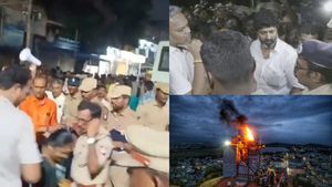 திருப்பரங்குன்றத்தில் போராடியவர்களை.. போலீஸ் அப்புறப்படுத்தியதும்.. கை தட்டி கொண்டாடிய மதுரை மக்கள்