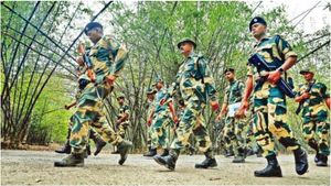 பிஎஸ்எஃப் காவலர் பணியிடங்களில்.. அக்னி வீரர்களுக்கு இடஒதுக்கீடு 50% ஆக உயர்வு!